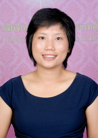 แพทย์หญิง อุบลรัตน์ เขียวฉ่ำ