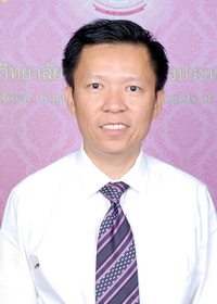นายแพทย์ วิวัฒน์ โกมลสุรเดช