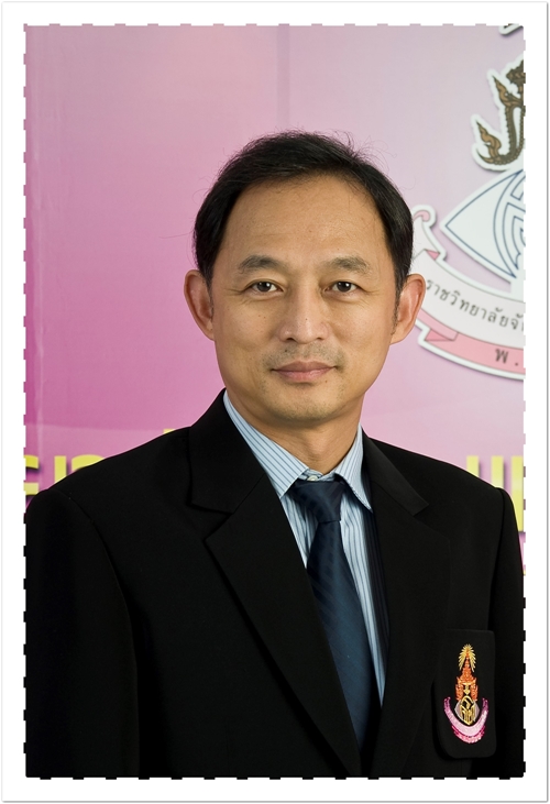 อ.ปริญญ์.jpg
